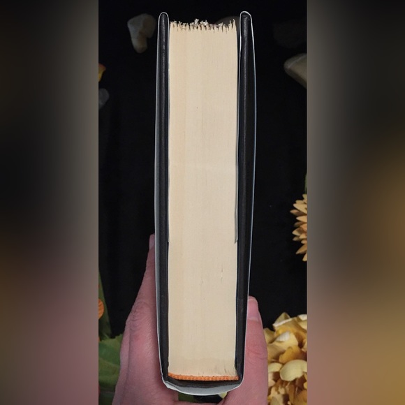 The Invasion Of The Tearling - Book 2 - By Erika Johansen - Hardcover - Picture 7 of 9